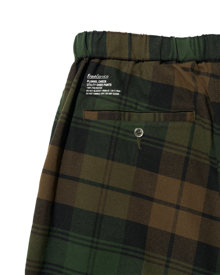 FLANNEL CHECK UTILITY OVER PANTS